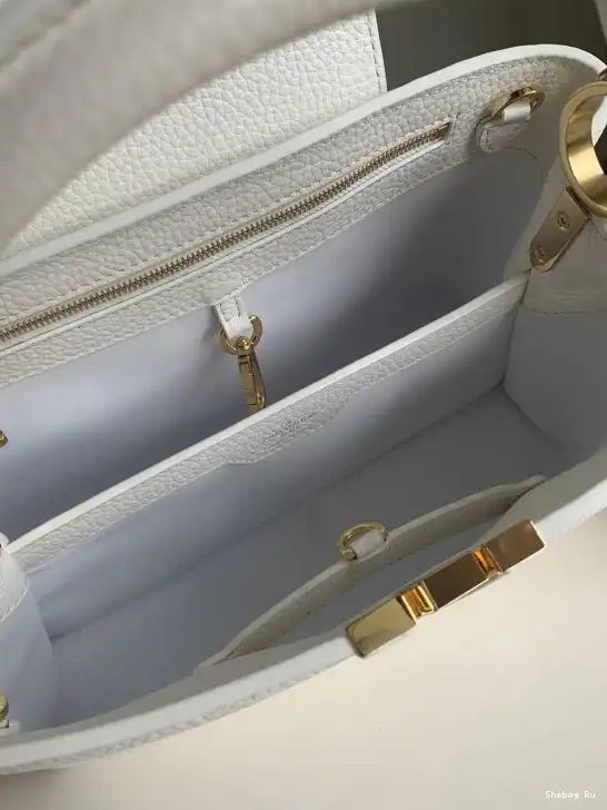 CAPUCINES LOUIS PM VUITTON 0619